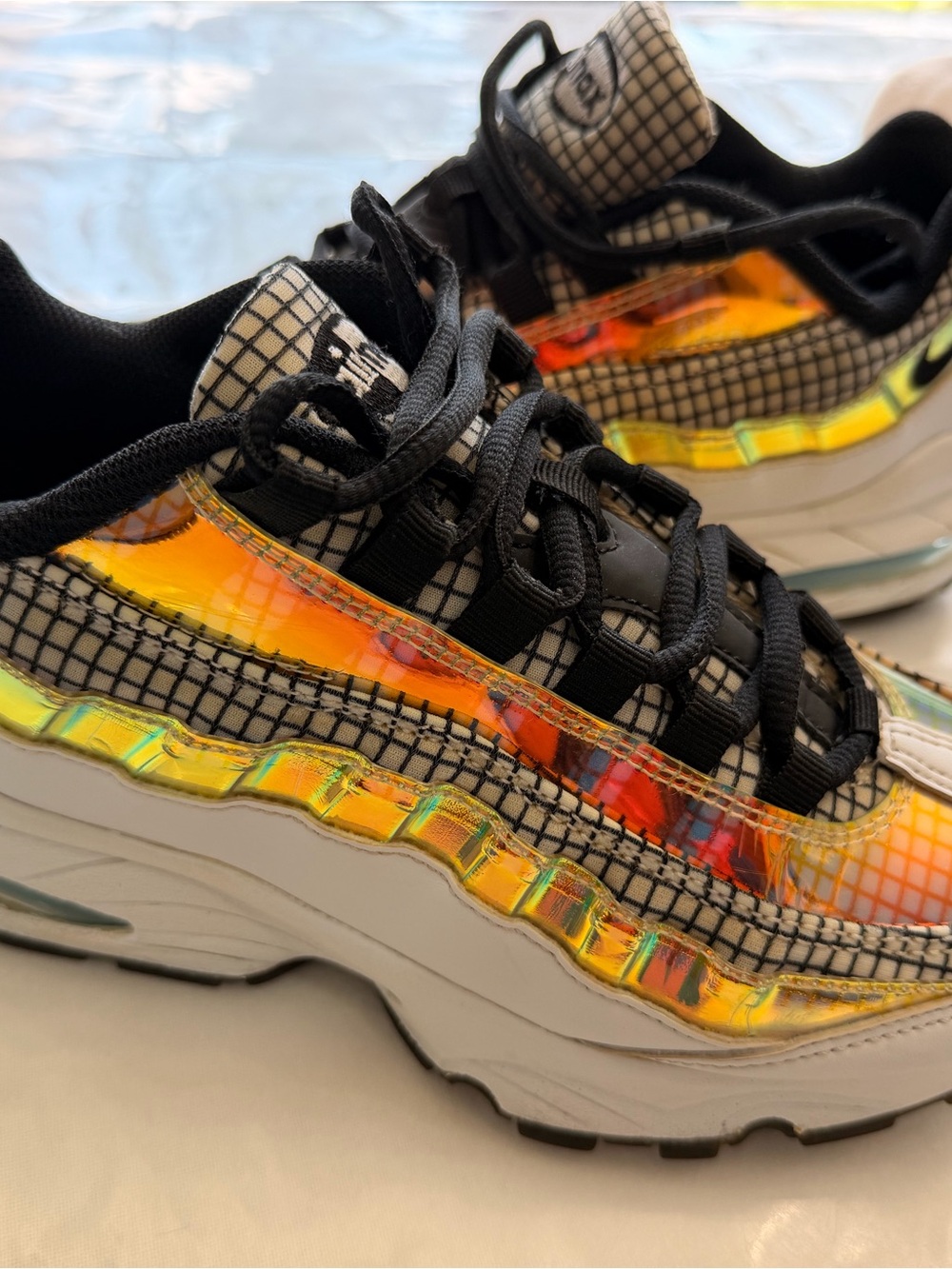 Nike Women's Iridescent Yellow-Orange Black Grid Sneakers size 6.5Y